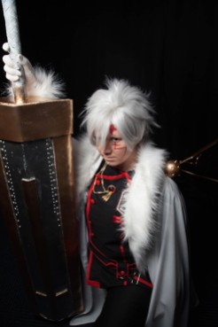 "Allen walker is strong, cool and the most compassionate, toward both humans and demons and I love him for it!" Cosplayer: Yukino Yoru Character: Allen Walker From: D.Gray-man Photographer: @cosweplayproject, @jaycaboz and @carynsadventuretime