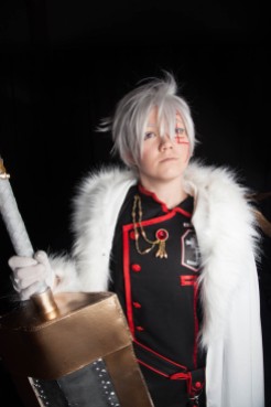 "Allen walker is strong, cool and the most compassionate, toward both humans and demons and I love him for it!" Cosplayer: Yukino Yoru Character: Allen Walker From: D.Gray-man Photographer: @cosweplayproject, @jaycaboz and @carynsadventuretime