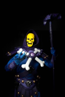 "I chose Skeletor not only because he is an icon from my youth, but because despite his power, prescence and tenacity, he retains an incredible amount of sass!" Cosplayer: The Wizard J Character: Skeletor From: He-Man and The Masters of the Universe Photographer: @cosweplayproject, @jaycaboz and @carynsadventuretime